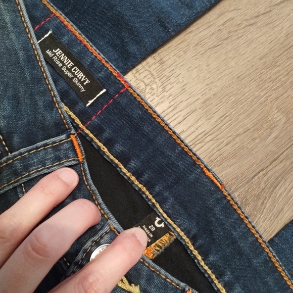 NWOT True Religion Jennie Curvy Jeans - Picture 4 of 4